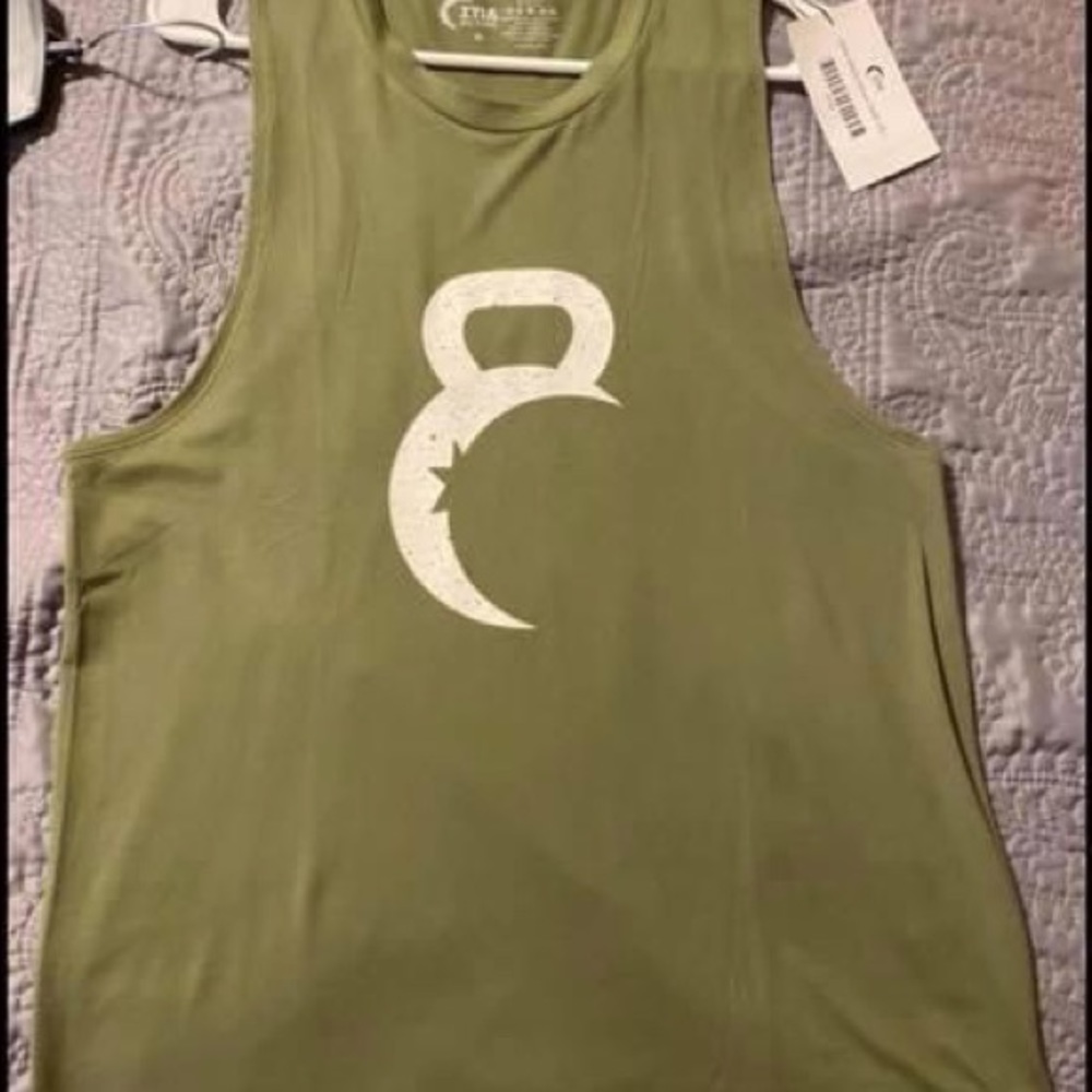 Zyia Olive Kettle Moon Tank